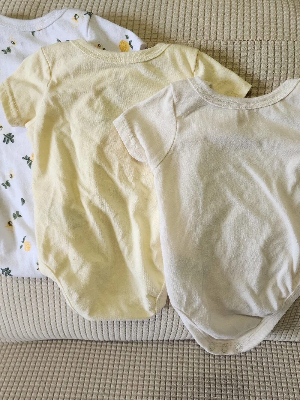Mini Hop 3M 3 Pack Baby Lemon Print One-Piece Bodysuits - Yellow & White.